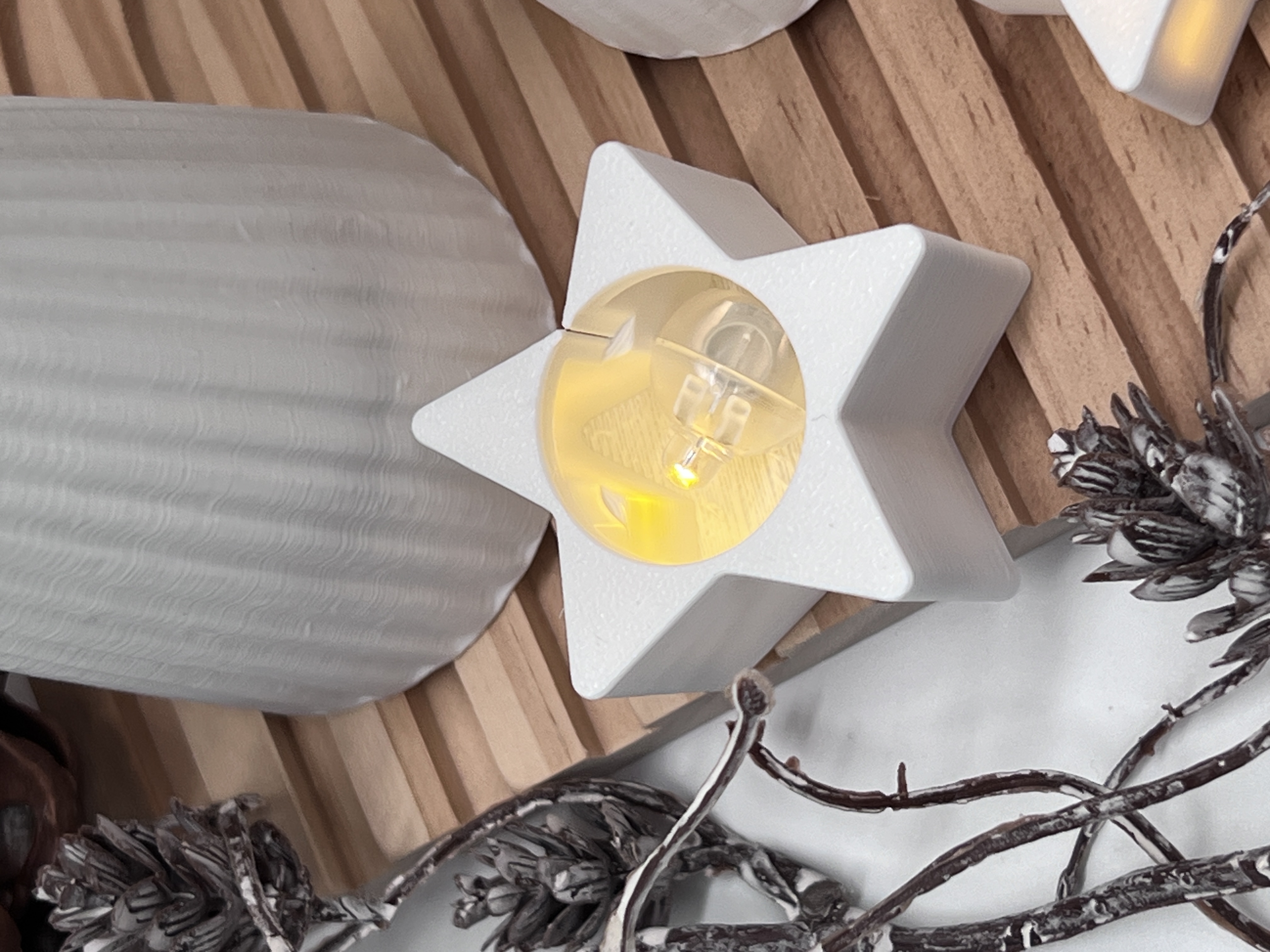 Engel mit leuchtendem Stern | 3D-Druck Weihnachtsdeko | beleuchtbarer Deko-Engel