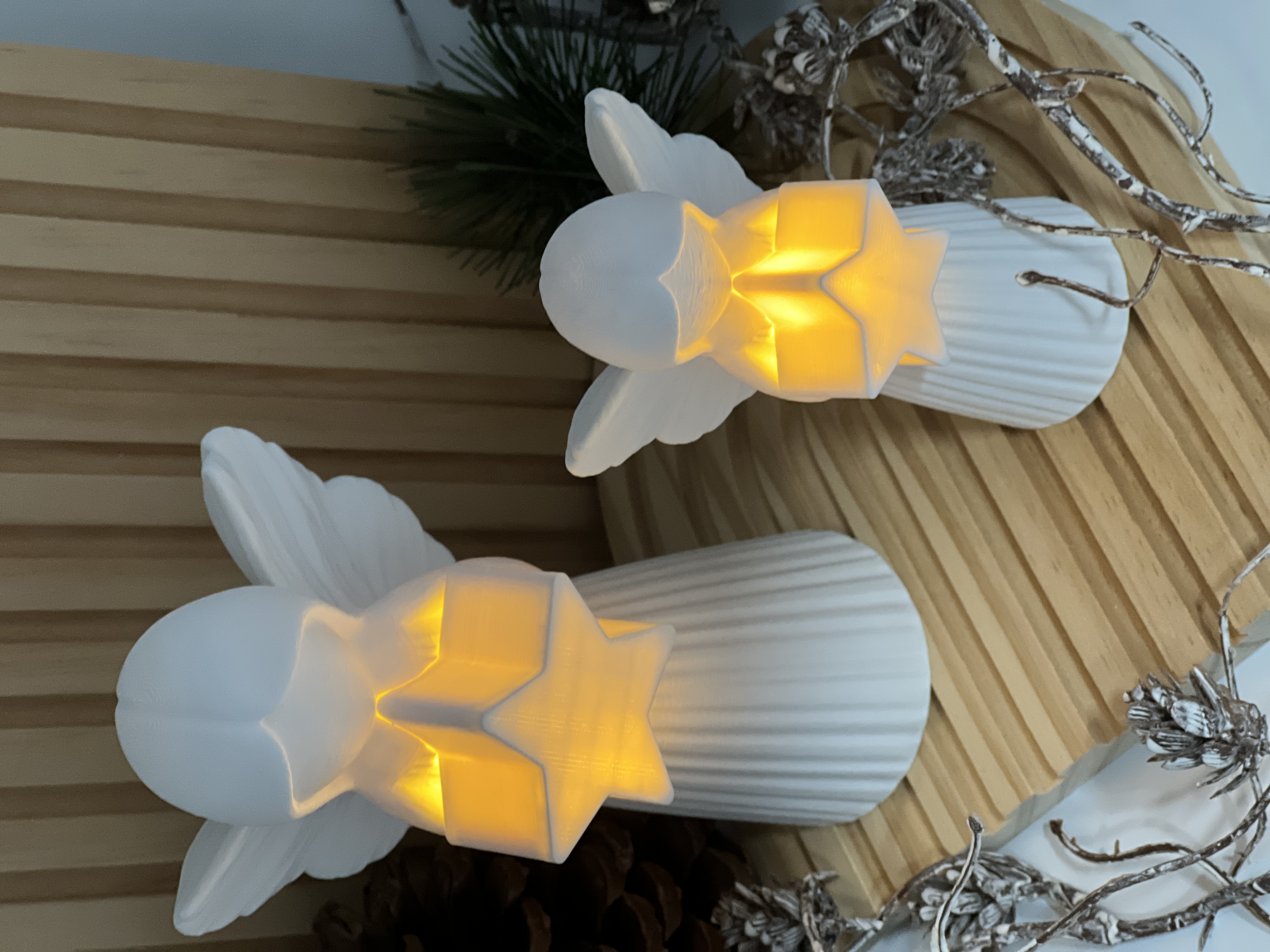 Engel mit leuchtendem Stern | 3D-Druck Weihnachtsdeko | beleuchtbarer Deko-Engel