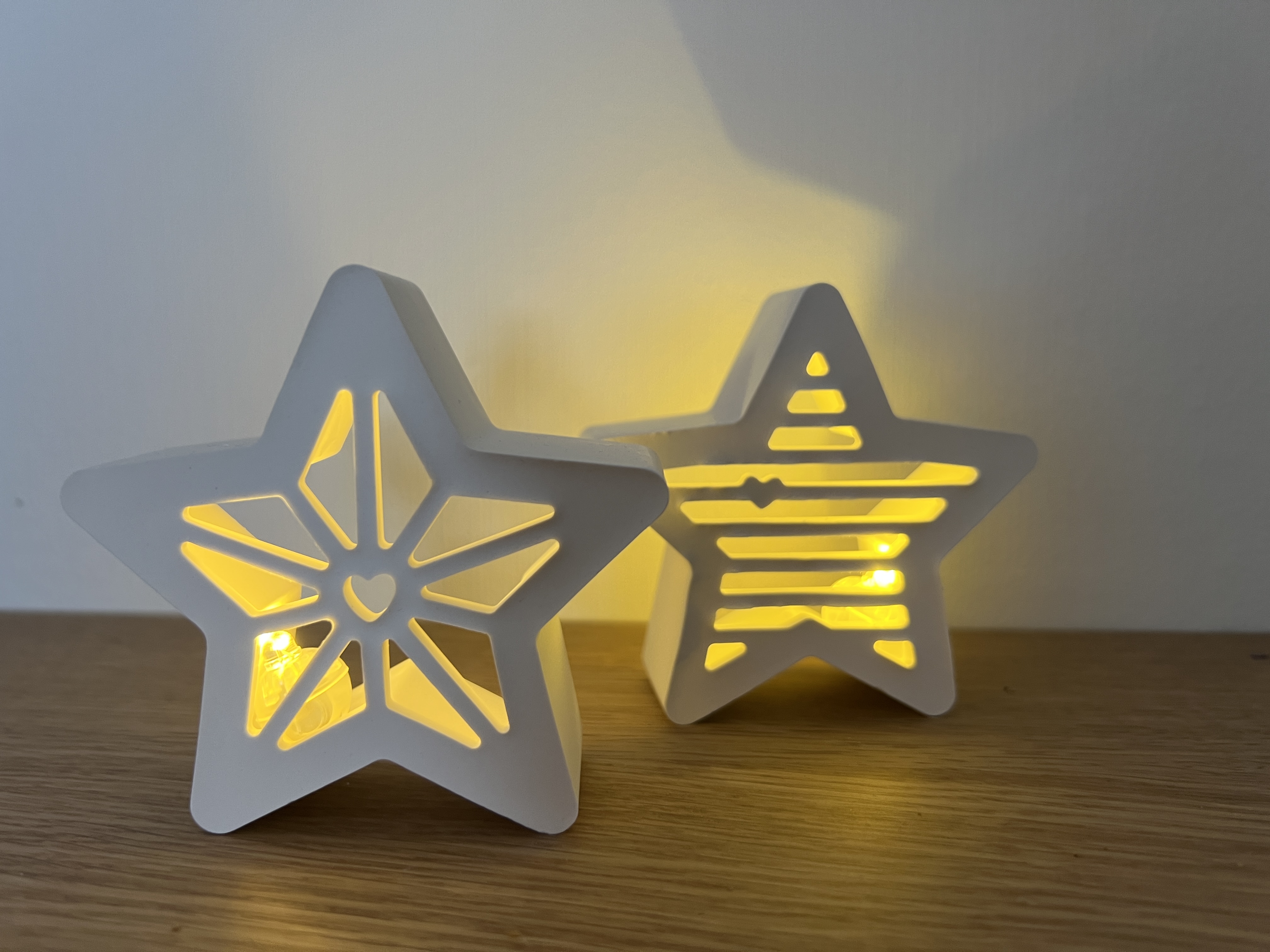 Weihnachtsstern mit Ballonlicht